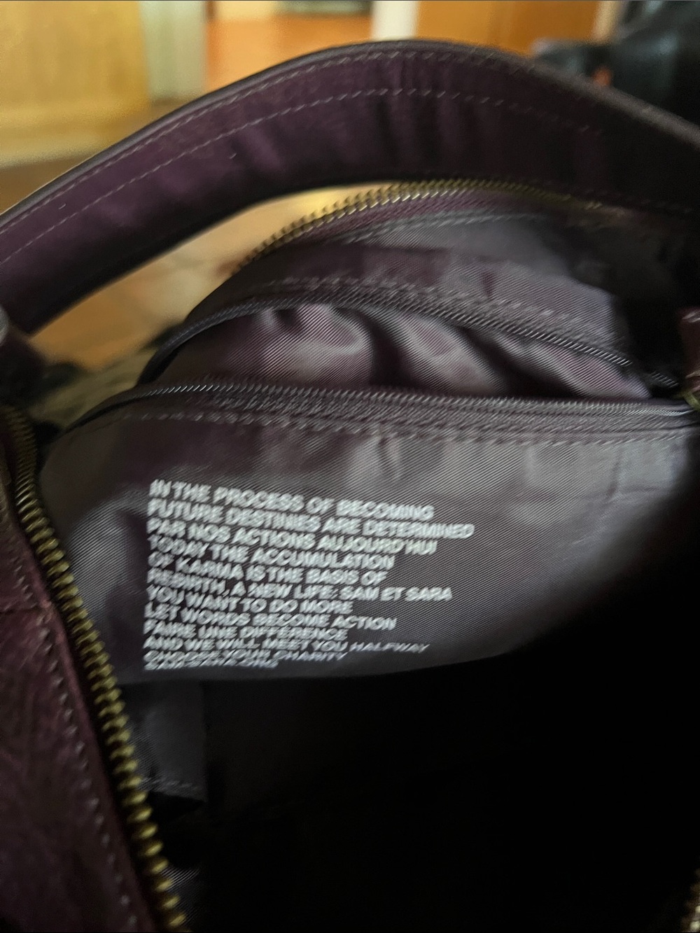 Women's Shoulder Bag in Deep Plum vegan - Picture 15 of 16